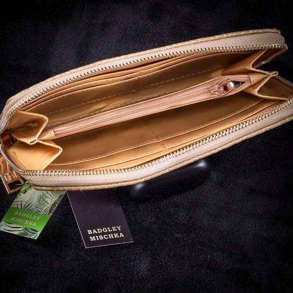 NWT Badgley Mischka | Metallic Gold Braid Quilted Long Wallet - Picture 4 of 6